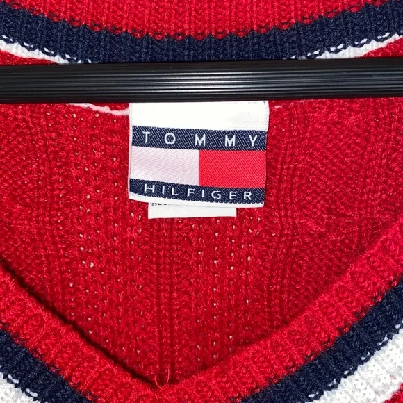 Tommy Hilfiger VTG 90's Y2K Red Ribbed Cable Knit Preppy Varsity Sweater Vest